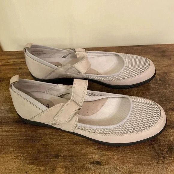 Softwalk Hadley Women's Sz 10M Mary Jane Flat Sand Hook & Loop EUC - Picture 3 of 8